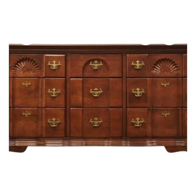 Late 20th Century Traditional Dresser For Sale