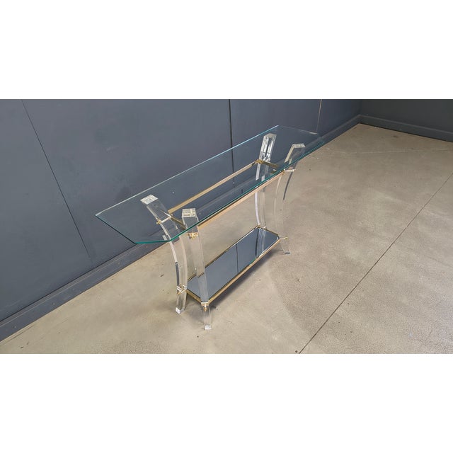 Hollywood Regency Brass and Acrylic Glass Console Table, 1970s For Sale - Image 3 of 11