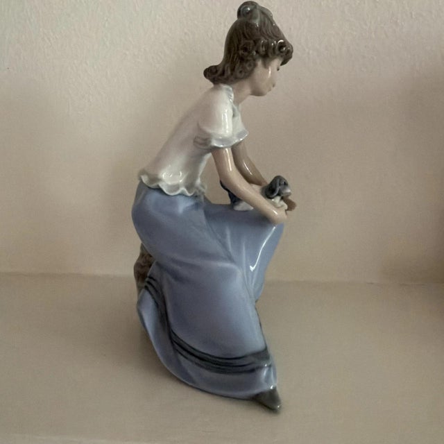Lladro 1980s Beautiful Nao by Lladro Figurine of Young Woman with a Puppy For Sale - Image 4 of 5