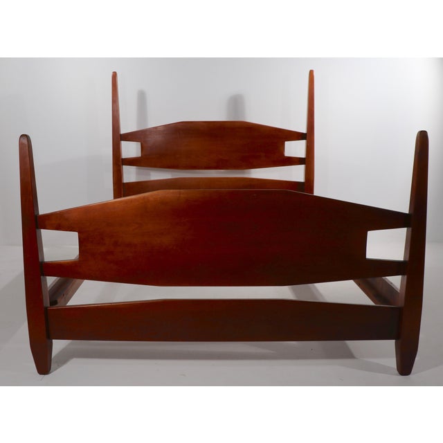1940s Full Size Cushman Maple Bed Attributed to Herman DeVries For Sale - Image 5 of 11