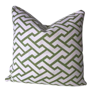 Contemporary China Seas Quadrille Pillow Cover