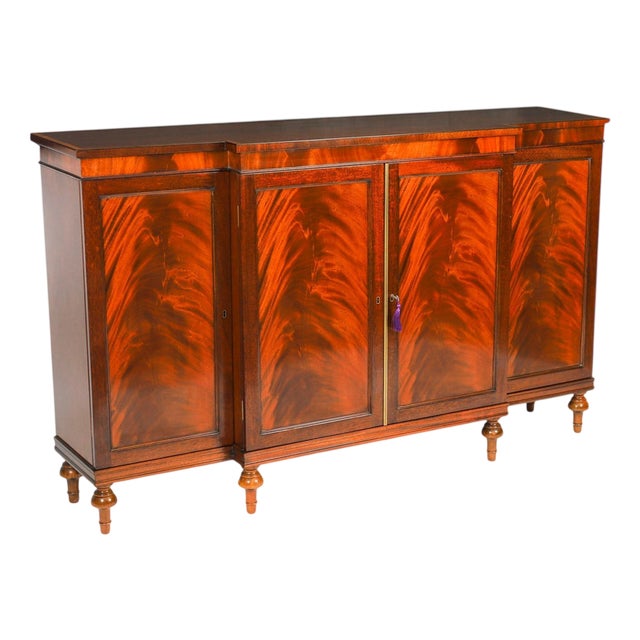 Vintage Sideboard in Flame Mahogany by William Tillman, 1980s For Sale