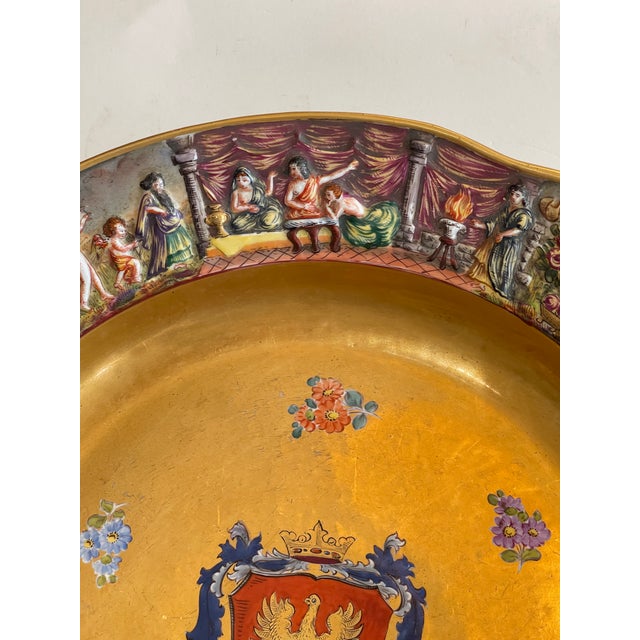 Antique Ernst Bohne Söhne Capodimonte-Style Armorial Porcelain Charger 14" For Sale - Image 9 of 16