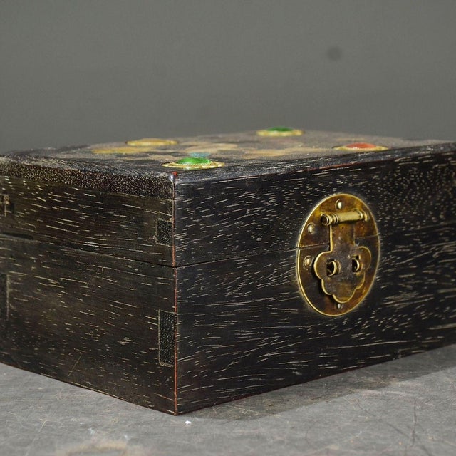 Brown Vintage Chinese Zitan Wood Box With Gold Painted Bird & Gemstone Inlay - Chinoiserie Jewelry Box For Sale - Image 8 of 9