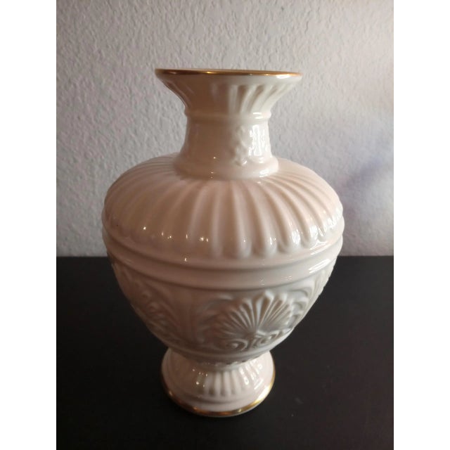 This is LENOX Athenian Fine Porcelain 24K Trim 8" Vase in Excellent Condition. Procured at auction BOX 3