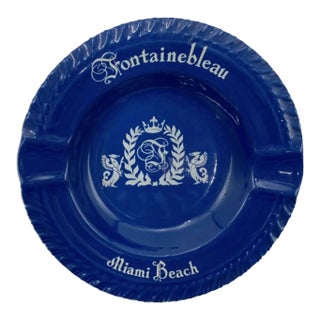 Vintage 5-Star Fontainebleau Miami Beach Hotel Ashtray Blue Ceramic Dish For Sale