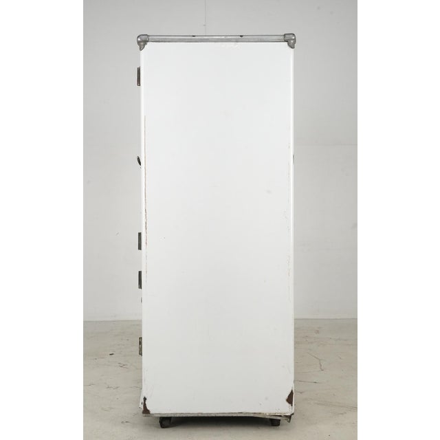 1920s Challenge Refrigerator Co. Iceberg Icebox Refrigerator For Sale - Image 9 of 14