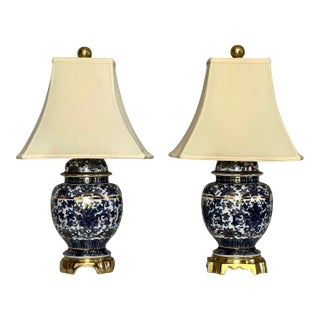 Pair of 1980s Blue and White Ginger Jar Table Lamps With Bronze Mounts and Gilt by Speer For Sale