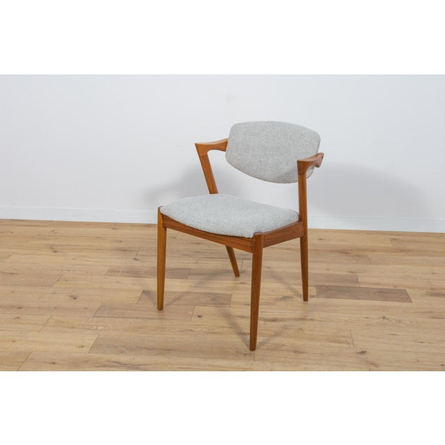 Gray Mid-Century Teak Model 42 Dining Chairs by Kai Kristiansen for Schou Andersen, 1960s, Set of 4 For Sale - Image 8 of 18