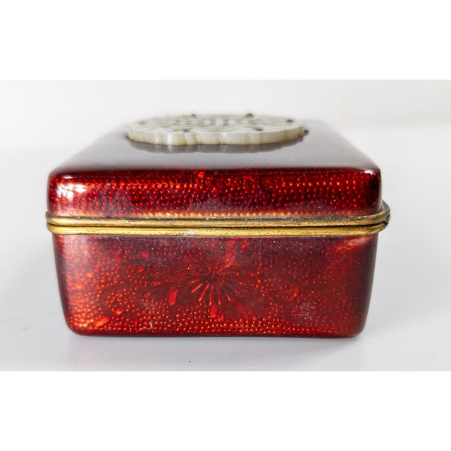 Early 20th Century Japanese Red Enamel Box With Chinese Celadon Nephrite Jade Plaque For Sale - Image 10 of 14