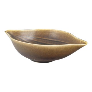 Stoneware Bowl with Organic Form and Brown-Yellow Glaze by Edith Sonne for Saxbo, 1960s For Sale