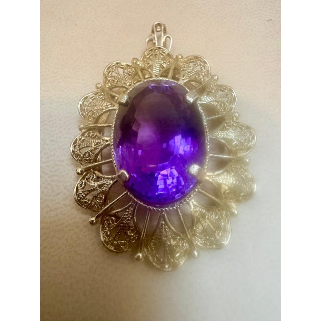 23 Carat Oval Amethyst Pendant Necklace 18 Karat Yellow Gold Vintage For Sale - Image 17 of 18