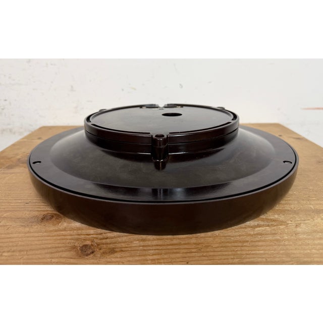 Industrial Bakelite Factory Wall Clock from Pragotron, 1970s For Sale - Image 16 of 18
