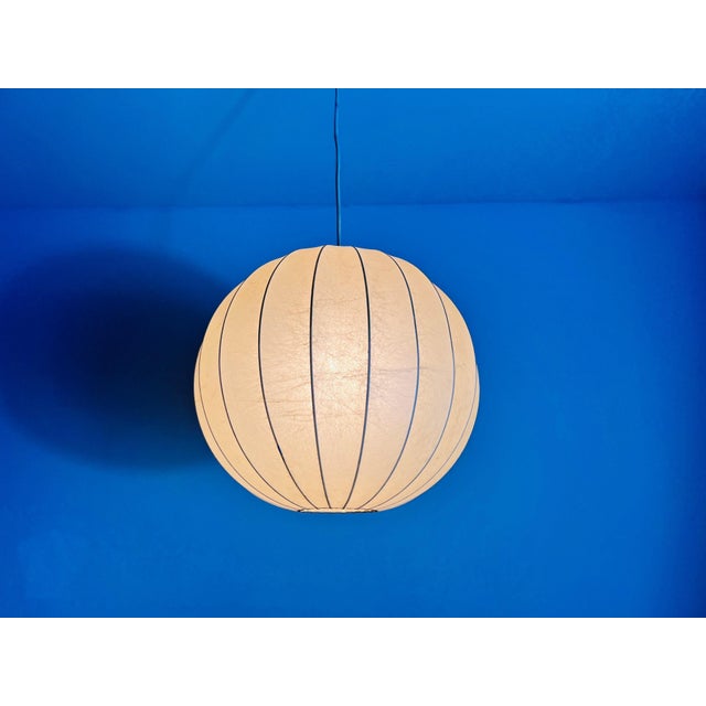 Mid-Century Round Cocoon Pendant Lamp, 1960s, Italy For Sale - Image 10 of 10