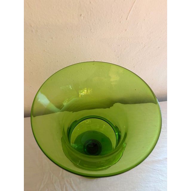 Forest Green Mid-Century Modern Italian Green Art Glass Medici Pedestal Vase from Empoli, 1960s For Sale - Image 8 of 9