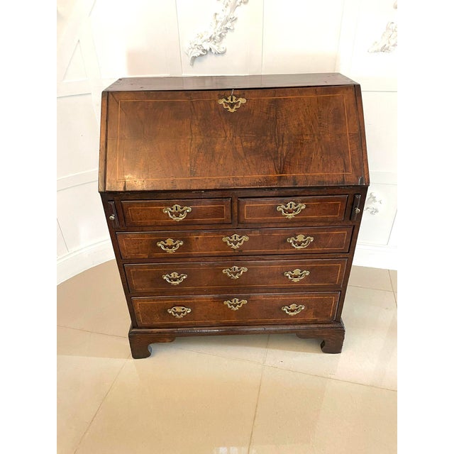 Antique George I Figured Walnut Bureau with Original Handles , 1720 For Sale - Image 4 of 18