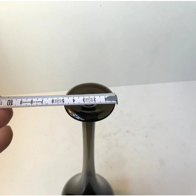 Vintage Grey Smoked Glass Vase by Kjell Engman for Kosta Boda, 1980s For Sale - Image 6 of 8