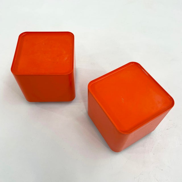 1970s Orange Dime Side Table on Wheels by Marcello Siard for Longato, 1970s For Sale - Image 5 of 9