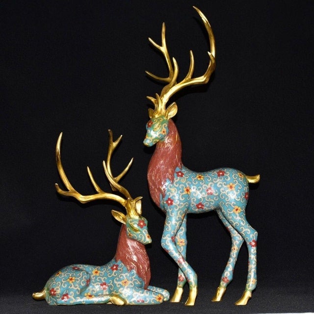 This striking pair of vintage cloisonne enamel deer figurines brings a touch of traditional elegance to any interior. Each...