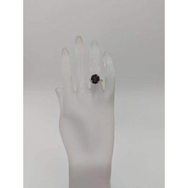 Contemporary Purple Spinel and White Diamond Three Stone Ring in 14K Yellow Gold, size 4 For Sale - Image 3 of 7