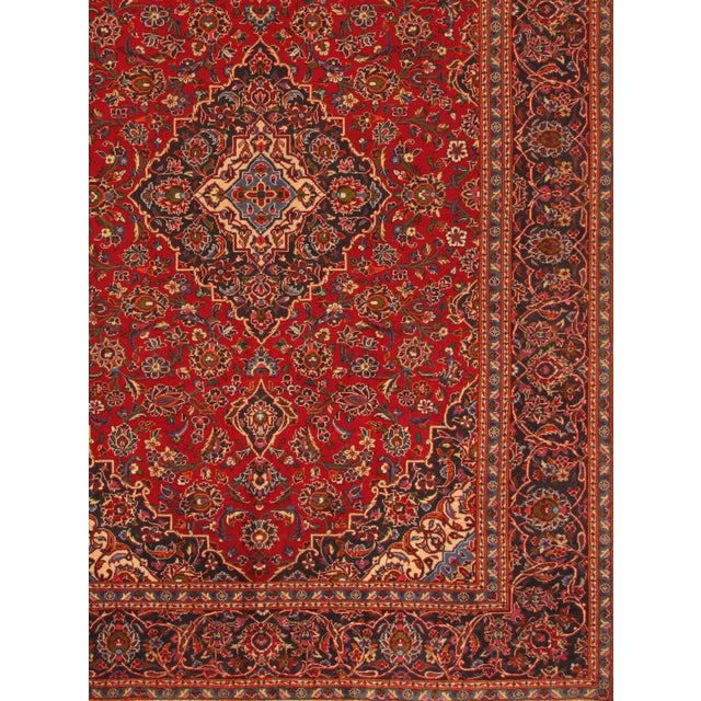 Middle Eastern Rug in Wool For Sale - Image 4 of 10