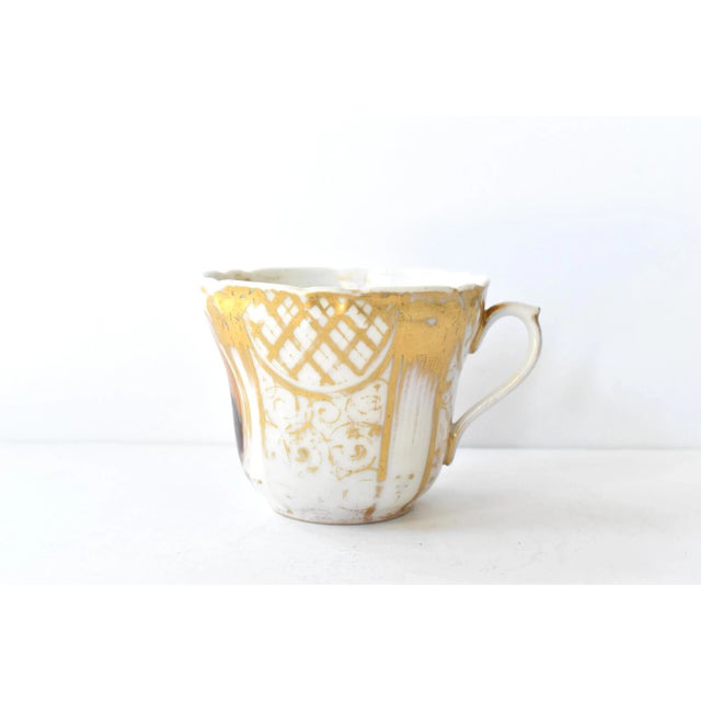 Porcelaine de Paris Antique 19th-Century Old Paris Porcelain Portrait Mug For Sale - Image 4 of 10
