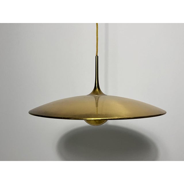 1st Edition Brass Pendant Lamp with Counterweight attributed to Florian Schulz, 1960s For Sale - Image 13 of 17