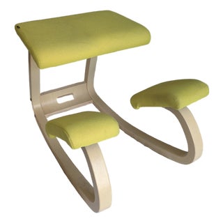 Varier Kneeling Chair in Natural Ash With Original Yellow Upholstery For Sale