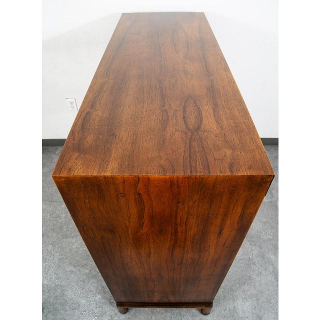 1970s Mid Century Modern Dresser Gentlemans Chest 8 Drawer Wood Henredon Circa '75 MCM For Sale - Image 5 of 12