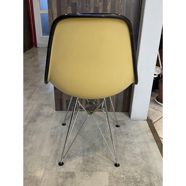 Vintage Yellow Vinyl-Covered Fiberglass Chair by Charles and Ray Eames for Herman Miller, 1950s For Sale - Image 17 of 18