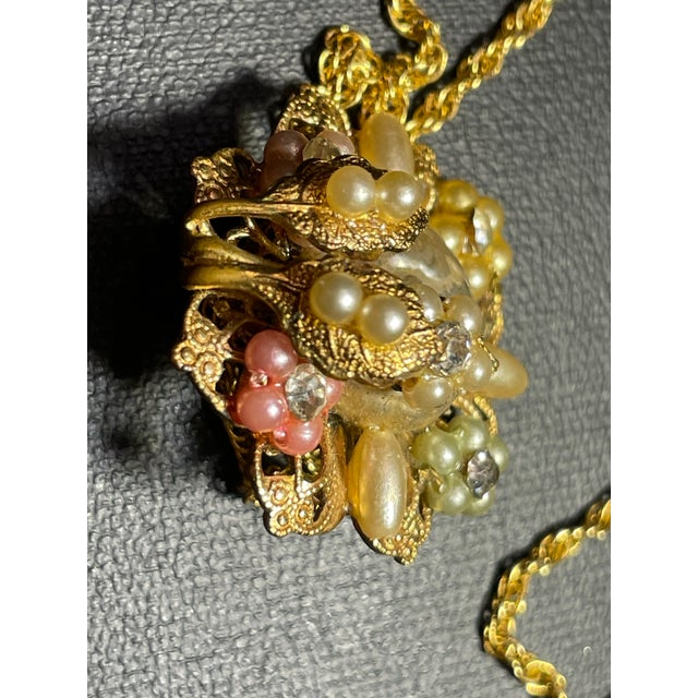 Mid-Century Modern 1950s Robert DeMario Hand Fabricated Pendant on Gold Tone Rope Chain. For Sale - Image 3 of 7