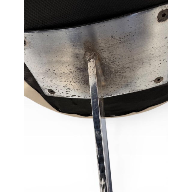 Mid-Century Modern Space Age Cantilever Dining Set in Chrome and Clear Glass attributed to Boris Tabacoff, France, 1970s, Set of 5 For Sale - Image 13 of 16