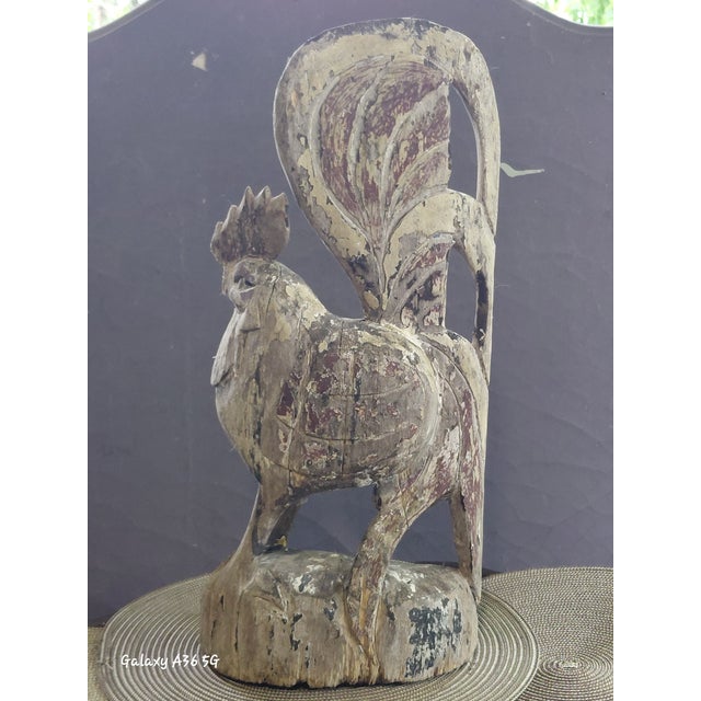 Rustic European Early 20th Century Wooden Folk Art Rooster Sculpture – Weathered Polychrome Paint For Sale - Image 3 of 13