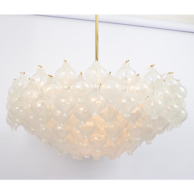 White Large Tulipan Glass Chandelier from Kalmar, 1960s For Sale - Image 8 of 18