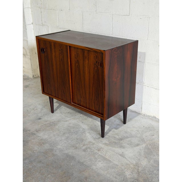 Mid-Century Modern Vintage Danish Mid Century Rosewood Cabinet Credenza on Tapered Legs For Sale - Image 3 of 10