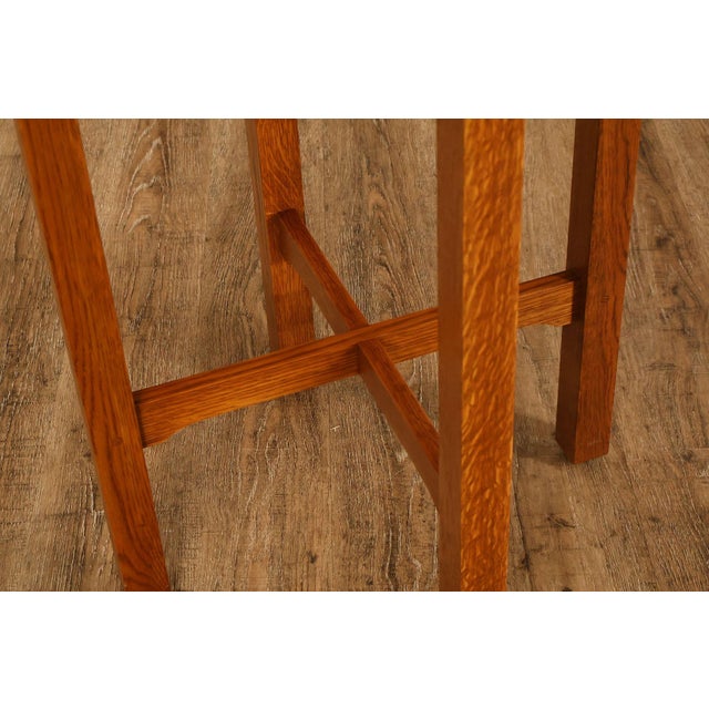 Stickley Mission Ellis Inlaid Round Oak Side Table For Sale In Philadelphia - Image 6 of 18