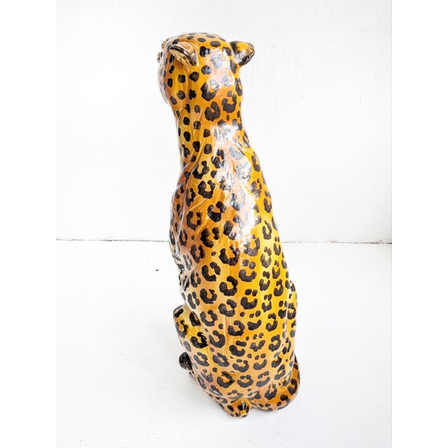 1970s Ceramic Cheetah Statue, 1970s For Sale - Image 5 of 6