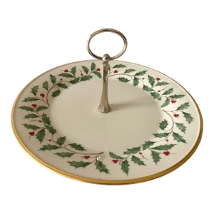 Lenox Holiday Round Serving Plate With Handle Excellent Condition Late 20th Century