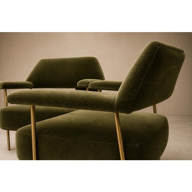 Mid-Century Modern Brazilian Modern Pair of Armchairs in Aged Brass & Olive Green Mohair by Joaquim Tenreiro, 1950s For Sale - Image 3 of 17