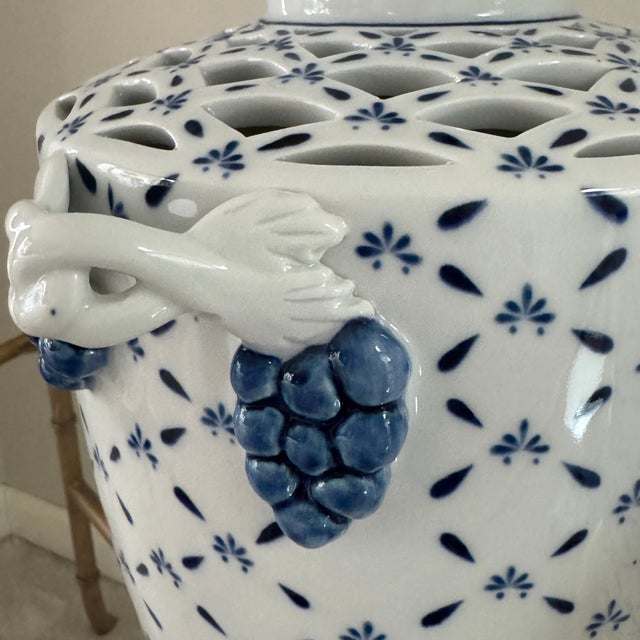 1980s Chinoiserie Hollywood Regency Blue and White Fishnet Table Lamps With Custom Fabric Shades - A Pair For Sale - Image 9 of 17