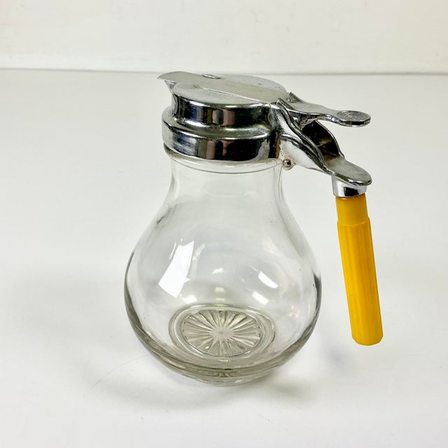 Art Deco 1940s Vintage Art Deco Boho Chic Americana Syrup Pitcher With Bakelite Handle. For Sale - Image 3 of 15