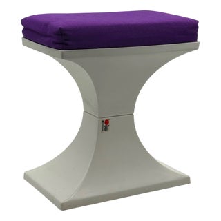 Dutch Space Age Stool in White Plastic with Purple Cushion from Flair, 1970s For Sale