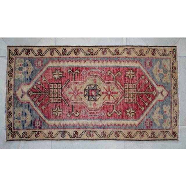 1960s Entryway Rug, Bath Mat, Kitchen Decor, Small Rug, Turkish Rug, Doormat 1'8" X 3'2" For Sale - Image 6 of 9