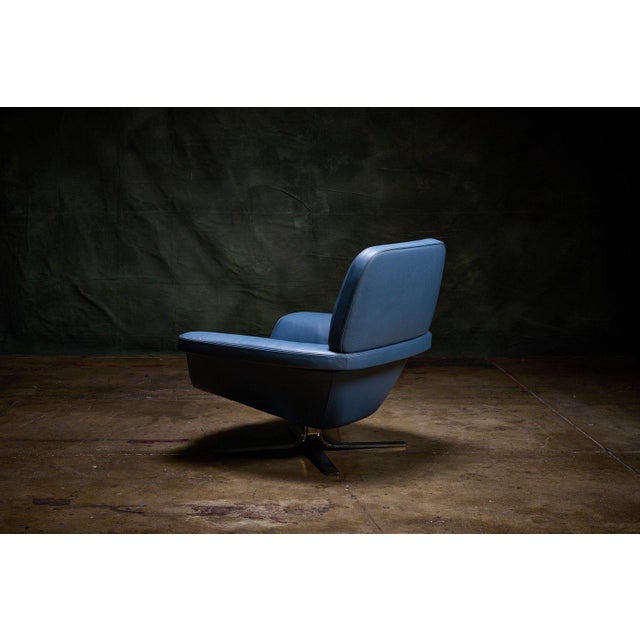2010s Pair of Blake Lounge Chairs by Rodolfo Dordoni For Sale - Image 5 of 7