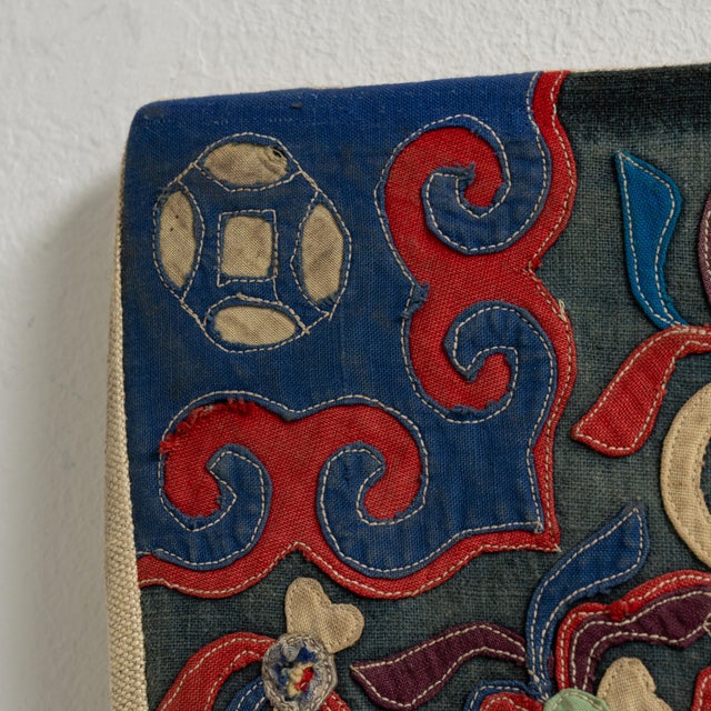 Early 20th Century China Tan Textile Wall Hanging For Sale In Greensboro - Image 6 of 15