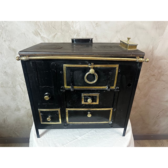 Black Antique Children's Stove in Cast Iron, 1890s For Sale - Image 8 of 12
