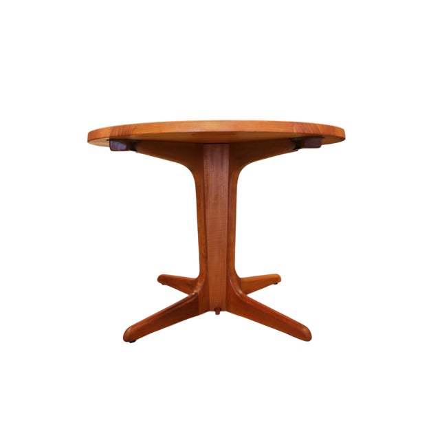 Danish Round Dining Table in Teak with Double Extension Leaves, 1960s For Sale - Image 9 of 18