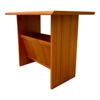 Mid-Century Modern Teak End Table /Magazine Rack by FBJ Mobler, Denmark. Circa 1970s For Sale