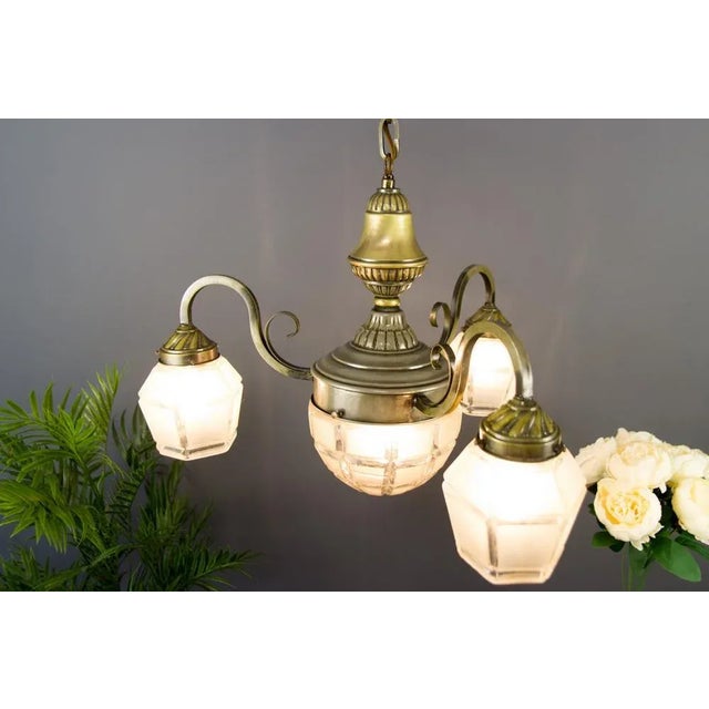 Art Deco French Brass & Frosted Glass 4-Light Chandelier, 1920s For Sale - Image 6 of 18