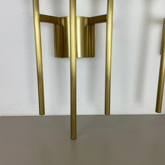 Stilnovo Italian Brass Theatre Wall Light Sconces in the style of Gio Ponti, Stilnovo, Italy, 1970s, Set of 2 For Sale - Image 4 of 18